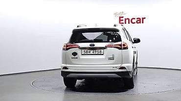 step rf3: Toyota RAV4: 2018 г., 2.5 л, Автомат, Гибрид, Кроссовер — 2