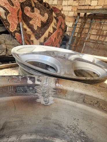 шины на трактор т 40 бу: Куйма Дисктер R 18 AMG, Комплект, тешиктери - 4, Колдонулган — 3