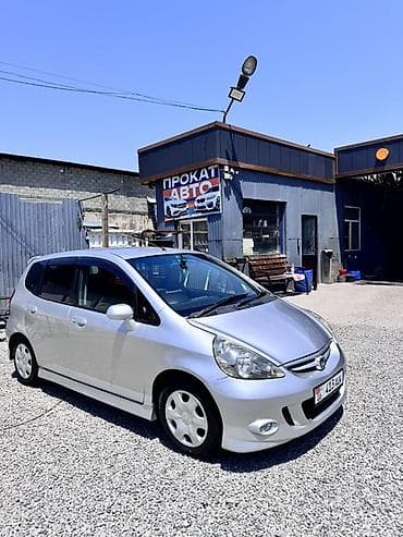 турэндуро мотоцикл: Honda Fit: 2002 г., Автомат, Бензин, Хэтчбэк — 2