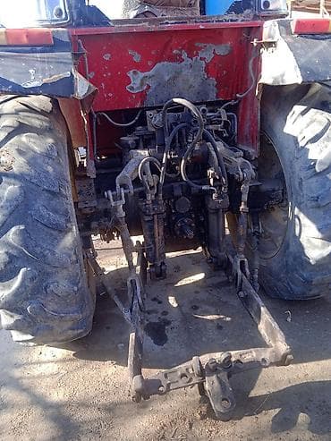 Трактор колесный сельскохозяйственный - Полный привод, крупные задние