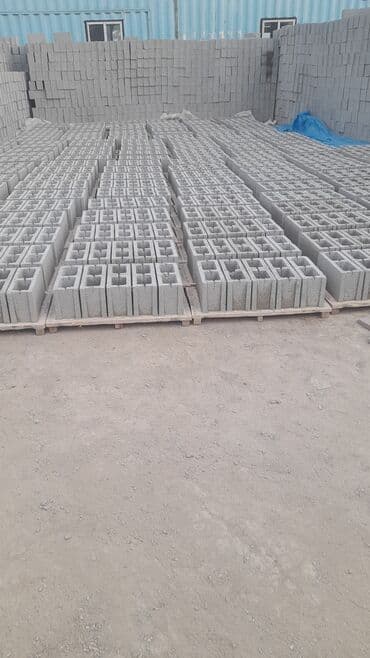 скамейки б у: Пескоблок Гладкий, Заборный, 150x190x390, Самовывоз, Бесплатная доставка, Платная доставка — 15