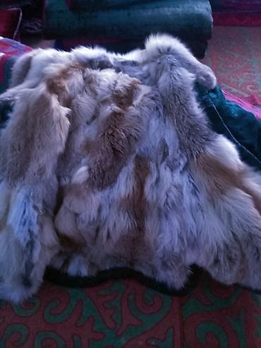 чапан тон: Теплый чапан с большим воротником из натуральной лисы - Материал — 1