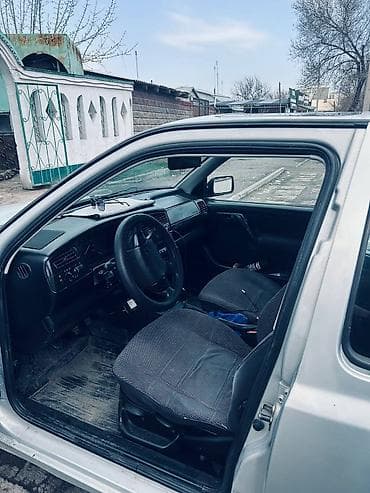 golf vento: Volkswagen Vento: 1995 г., 1.8 л, Ручные, Бензин, Седан — 3