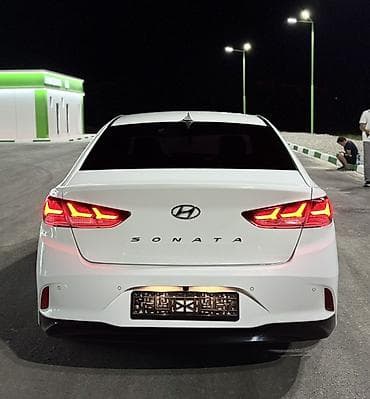Транспорт: Hyundai Sonata: 2019 г., 2 л, Типтроник, Газ, Седан — 2
