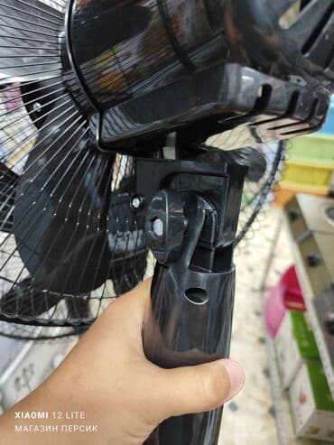 вентиляторы: Вентилятор Напольный, Лопастной — 4