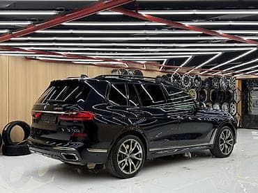 m обвес: BMW X7: 2019 г., Бензин, Внедорожник — 2