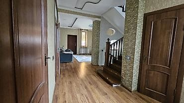 дома беловодский: 300 м², 5 комнат, Парковка — 8