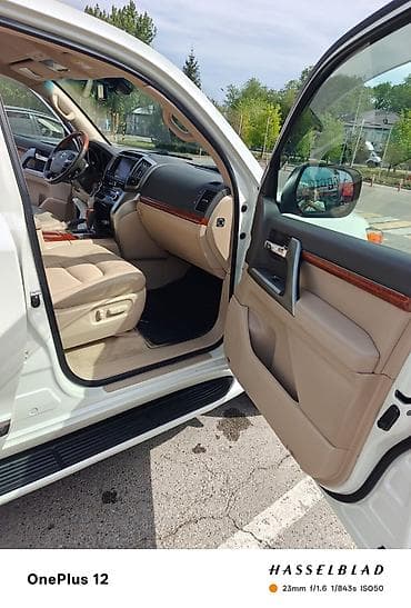 Продажа авто: Toyota Land Cruiser: 2014 г., 4.5 л, Автомат, Дизель, Внедорожник — 7