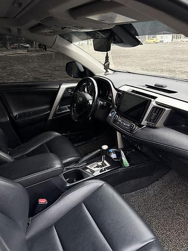 ravon r4: Toyota RAV4: 2016 г., 2.5 л, Гибрид — 7