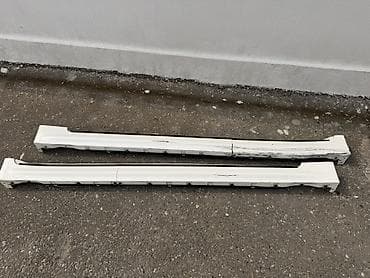 Крылья и комплектующие: Наружные накладки порогов Toyota, 2006 г., Б/у — 1