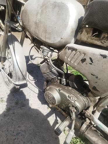 мотороллер ссср: Мопед советского образца с двухтактным двигателем V-50 (на крышке — 6