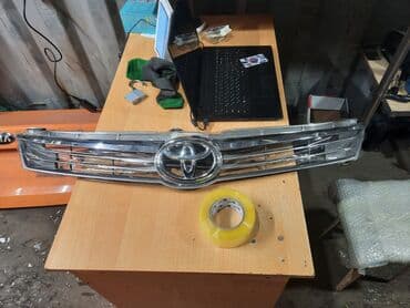 антена фит: Решетка радиатора Toyota 2013 г., Новый, Аналог — 3