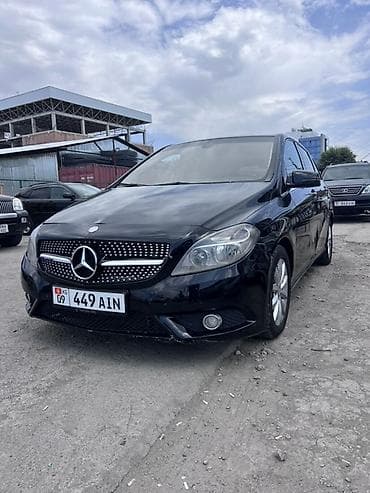 beta ff: Mercedes-Benz B-Class: 2012 г., Автомат, Бензин, Хэтчбэк — 1