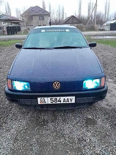 Продажа авто: Volkswagen Passat: 1991 г., 1.8 л, Механика, Бензин, Седан — 1