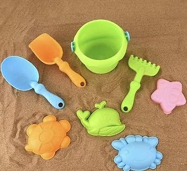 Игровые комплексы: Набор для песочницы/пляжа, 8 предметов, яркие цвета. В комплекте: - — 1