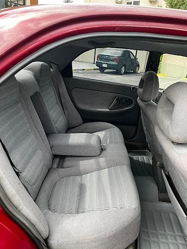 Mazda Cronos: 1993 г., 2 л, Кол менен иштөөчү, Бензин, Седан — 5