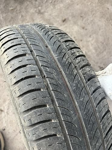 r15 205: 185/65/14 жакшы абалда остаток 90% Экинчи донголок 185/60/14 белеке — 2