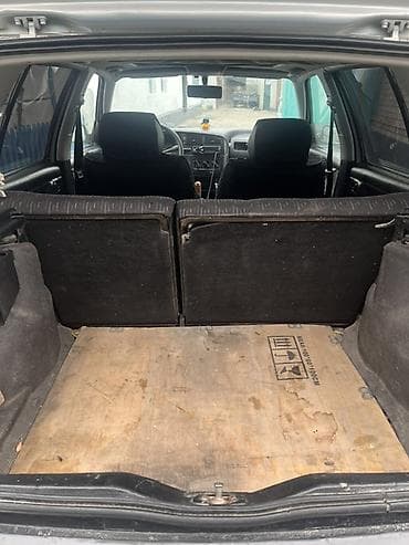 volvo 460: Volkswagen Golf: 1993 г., 1.6 л, Механика, Бензин, Хэтчбэк — 8