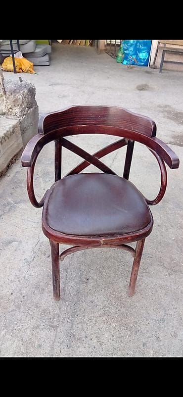 продам кресло: Кресло из массива дерева в классическом стиле раритет.есть 40 шт. - — 1