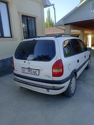 Opel Zafira: 2001 г., 1.8 л, Кол менен иштөөчү, Бензин, Вэн/Минивэн — 2