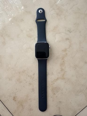 Apple Watch: Apple Watch SE 2 Часы в идеале АКБ 97% Брали новым 45 ММ Есть — 5