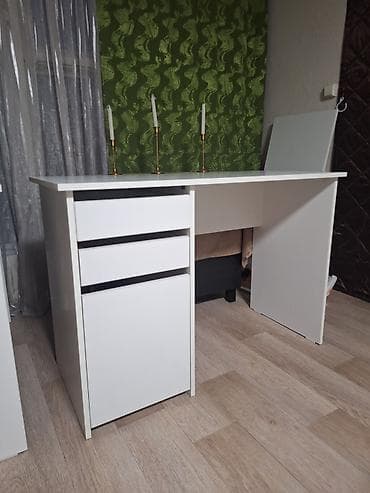 простой компьютерный стол: Письменный стол, Новый — 2