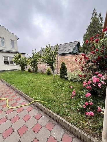 Дома: Продаётся уютный и просторный дом 150 м² со всеми условиями. Дом — 4