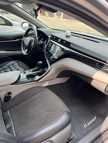 портэр 2: Toyota Camry: 2020 г., 2.5 л, Гибрид, Седан — 6
