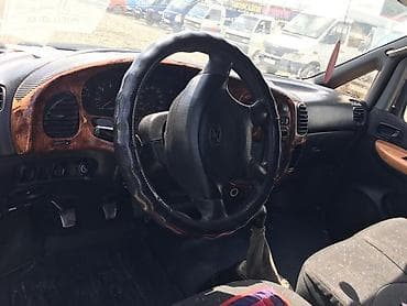 Hyundai Starex: 2000 г., 2.6 л, Кол менен иштөөчү, Дизель, Вэн/Минивэн — 5