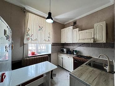 квартира надо: 3 комнаты, 64 м², Сталинка, 2 этаж — 5