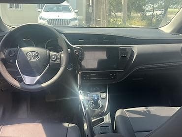 coroll: Toyota Corolla: 2019 г., 1.8 л, Робот, Гибрид, Седан — 5