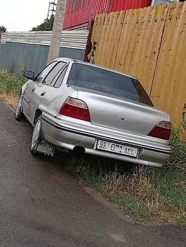 Daewoo Nexia: 2004 г., 1.5 л, Механика, Бензин, Седан — 5