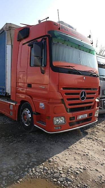 ретарда: Тягач, Mercedes-Benz, 2005 г., Тентованный — 1