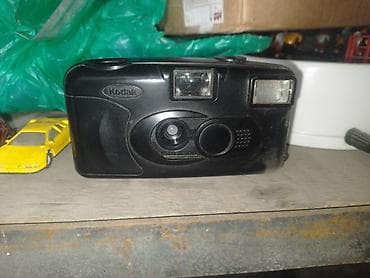 Плёночный фотоаппарат Kodak (компакт). Старый, не рабочий. - Подойдёт