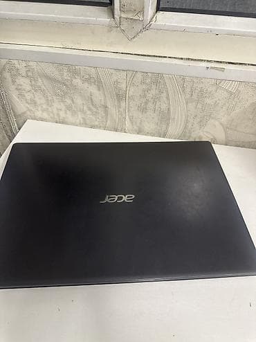 hub switch: Продаю ноутбук Асер Full HD офисный работает хорошо, есть зарядка — 1