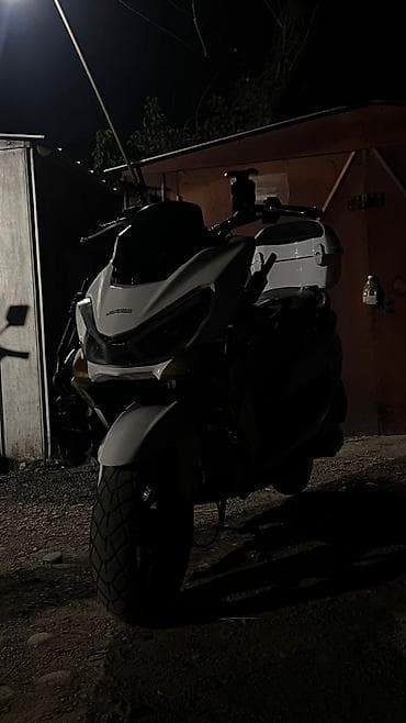 а шербы: Скутер/quadro-скутер (белый), городского класса Ключевые особенности — 1