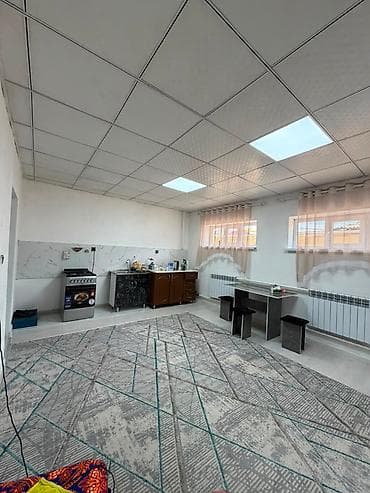 seven development: Срочно продаётся двухэтажный дом под бизнес Район: ж/м Ак-Ордо, ул — 3
