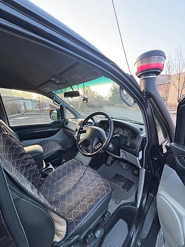 audi a4: Mitsubishi Delica: 2005 г., 3 л, Автомат, Газ, Минивэн — 7