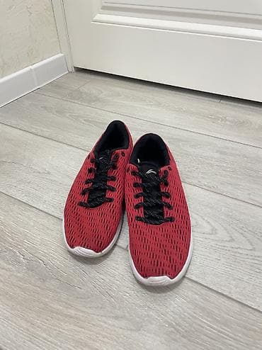 Продаю обувь! Классная, стильная, легкая и удобная! Бренд:Li-ning