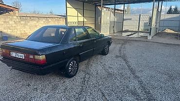 импреза седан: Audi 100: 1989 г., 2 л, Бензин, Седан — 3