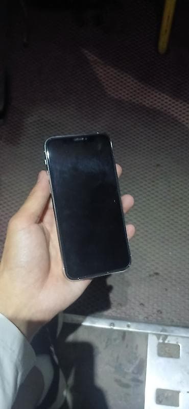 10 pro max: IPhone 11 Pro, 64 ГБ, Matte Gold, Зарядное устройство, Защитное стекло, Чехол, 75 % — 2