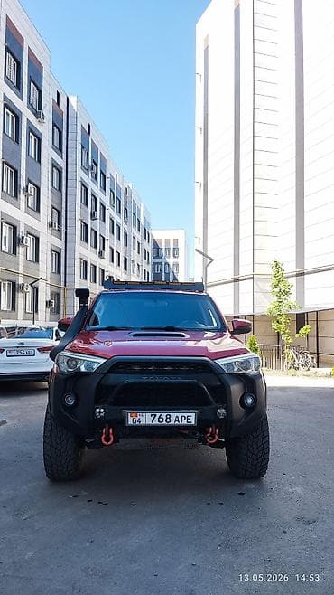Toyota 4Runner: 2017 г., 4 л, Автомат, Бензин, Внедорожник