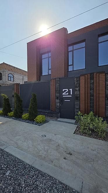 12 мкр сдаю: Продаётся Дуплекс в с.Бешкунгей whitebox Площадь — 200 м² Надёжный — 3