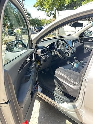 кыргызстан автомобили: Kia Sorento: 2016 г., 2 л, Дизель, Кроссовер — 8