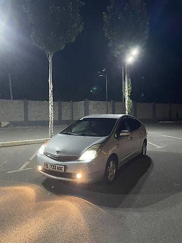 Транспорт: Toyota Prius: 2005 г., 1.5 л, Вариатор, Гибрид, Лифтбек — 1