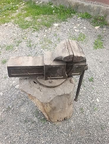 Электрический заклёпочник SkysTools SK1006 + тиски слесарные на