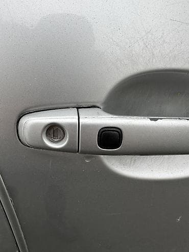 Продажа авто: Toyota WISH: 2003 г., 2 л, Автомат, Бензин, Универсал — 9