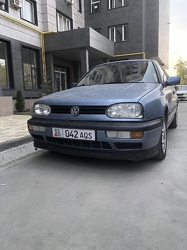 автомобили бу: Volkswagen Golf: 1992 г., 1.8 л, Автомат, Бензин, Хэтчбэк — 3