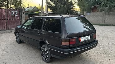 Транспорт: Volkswagen Passat: 1992 г., 1.8 л, Механика, Бензин, Универсал — 2