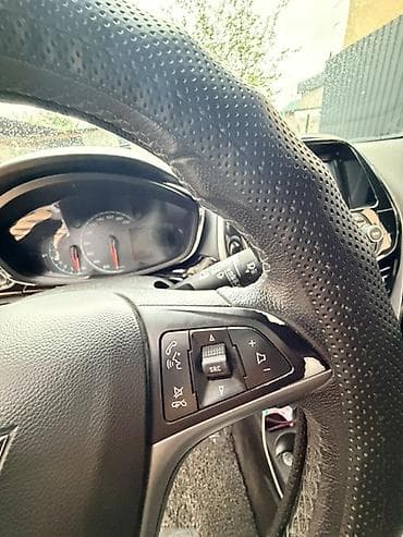 lada 2105: Chevrolet Spark: 2017 г., 1 л, Автомат, Бензин, Хэтчбэк — 10